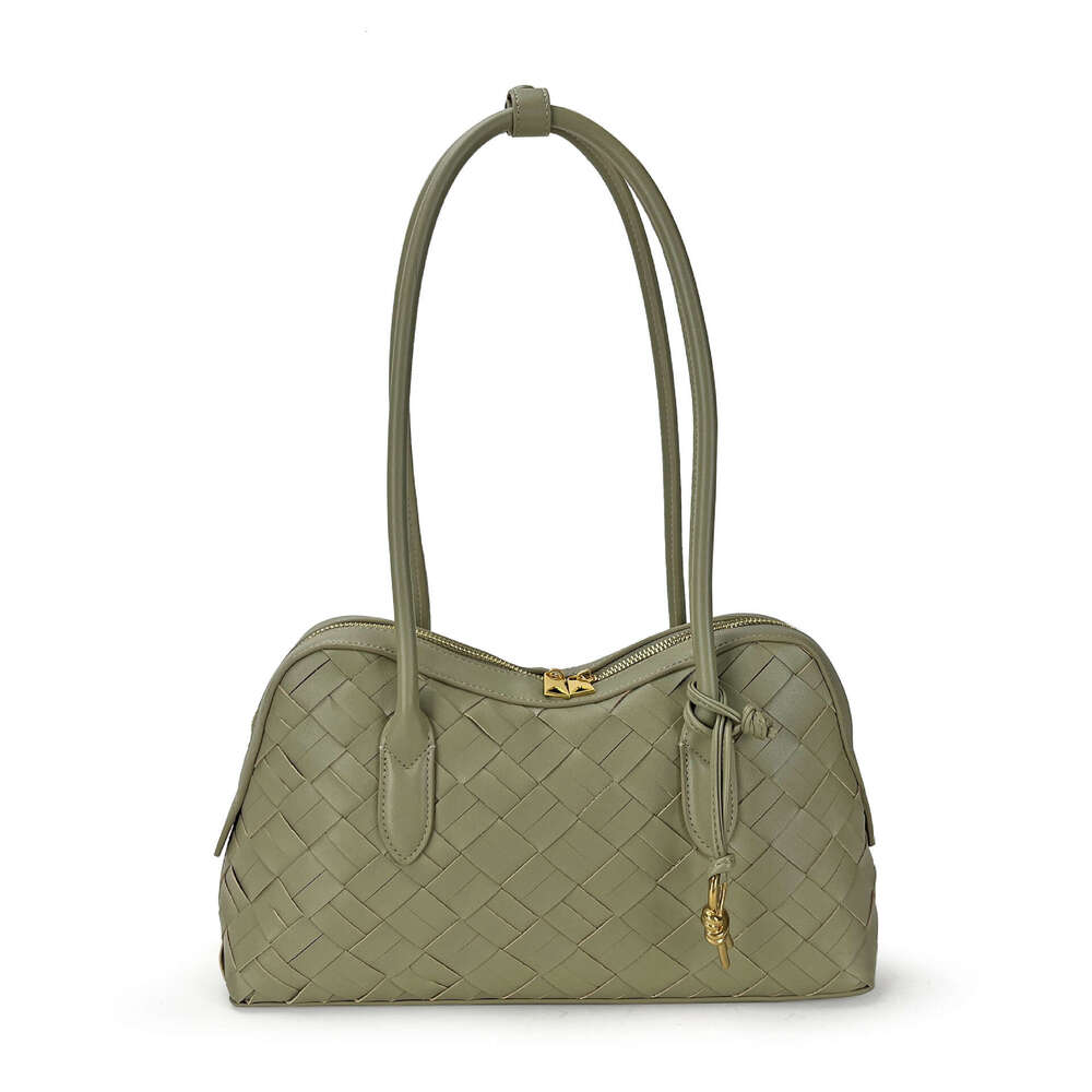 2025 New Women Cowhide Woven Handbag Single Shoulder Pillow Versatile Large Capacity Tote Bag