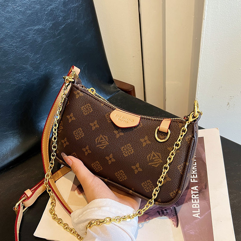 MKF New Women's Large Capacity Handbag with Insert Button+Quilted Commuter Shoulder Bag Retro Bucket Strap | Spring Fashion Trend Women's Ba