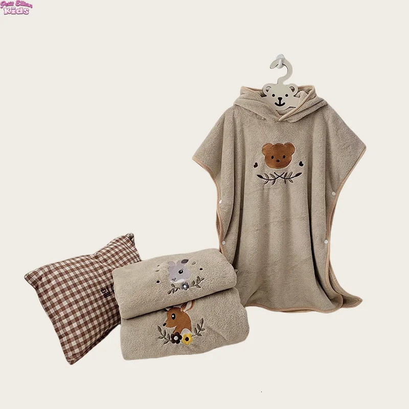 Toddler Baby Girl Clothes Coral Fleece Hooded Poncho Towel Animal Embroidery Wearable Bathrobe Soft Absorbent Boy Bath Wrap 250725