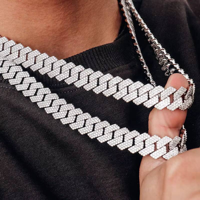 Custom Miami Hip Hop Style Gold Colour Cuban Link Chian 925 Sterling Silver Iced Out Moissanite Diamond Cuban Necklace for Men