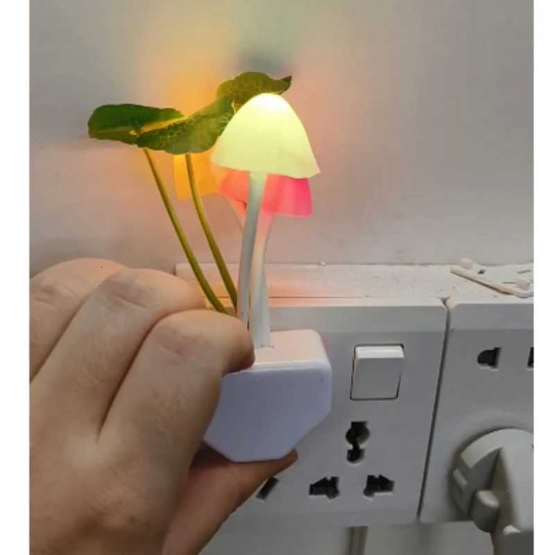 Novelty Mushroom Fungus Night Light EU US Plug Light Sensor 220V 3 LED Colorful Mushroom Lamp Led Night Lights XJ250725