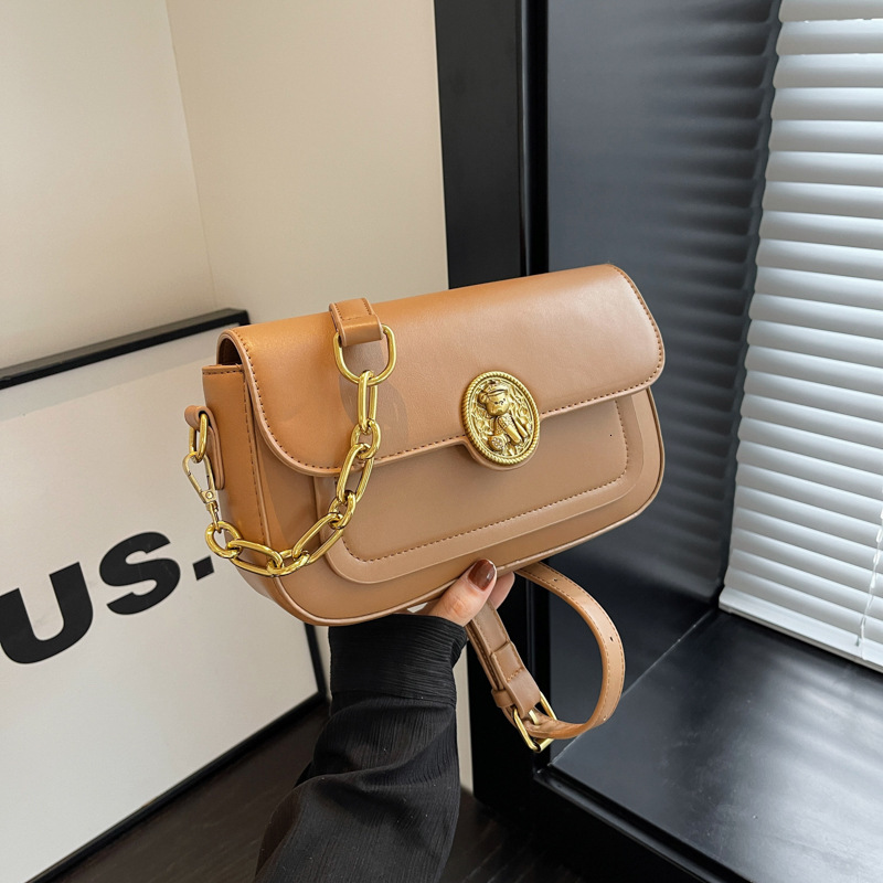 Luxury Brand Designer Bag Women's Underarm Bag Autumn Winter New Vintage High-End Fashion Single Shoulder Bag Commuting Luxury bag Versatile Cros