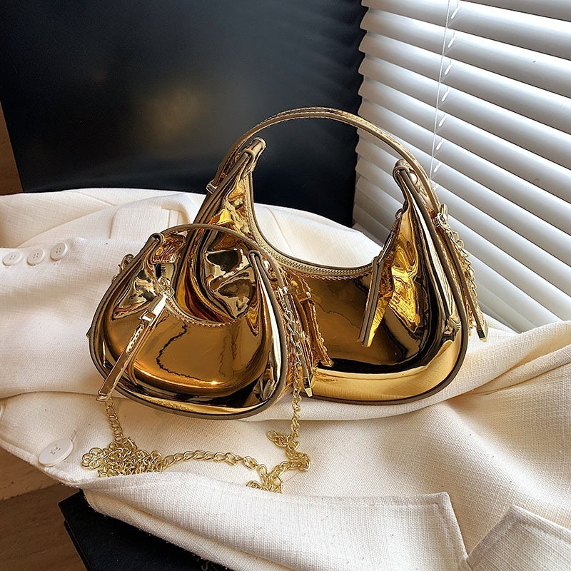 Luxury Brand Designer Bag Women's Luxury bag Bag Dumpling Trend New Spring Hand Feel Lacquer Crossbody Bag Commuting Shoulder Bag Fashion