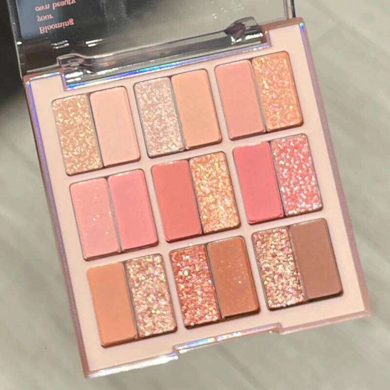 18-Color ple Glitter Eyeshadow Matte Pearl Highlighter Powder Nude Long Lasting Korean Shiny Eyes Make Up Palette