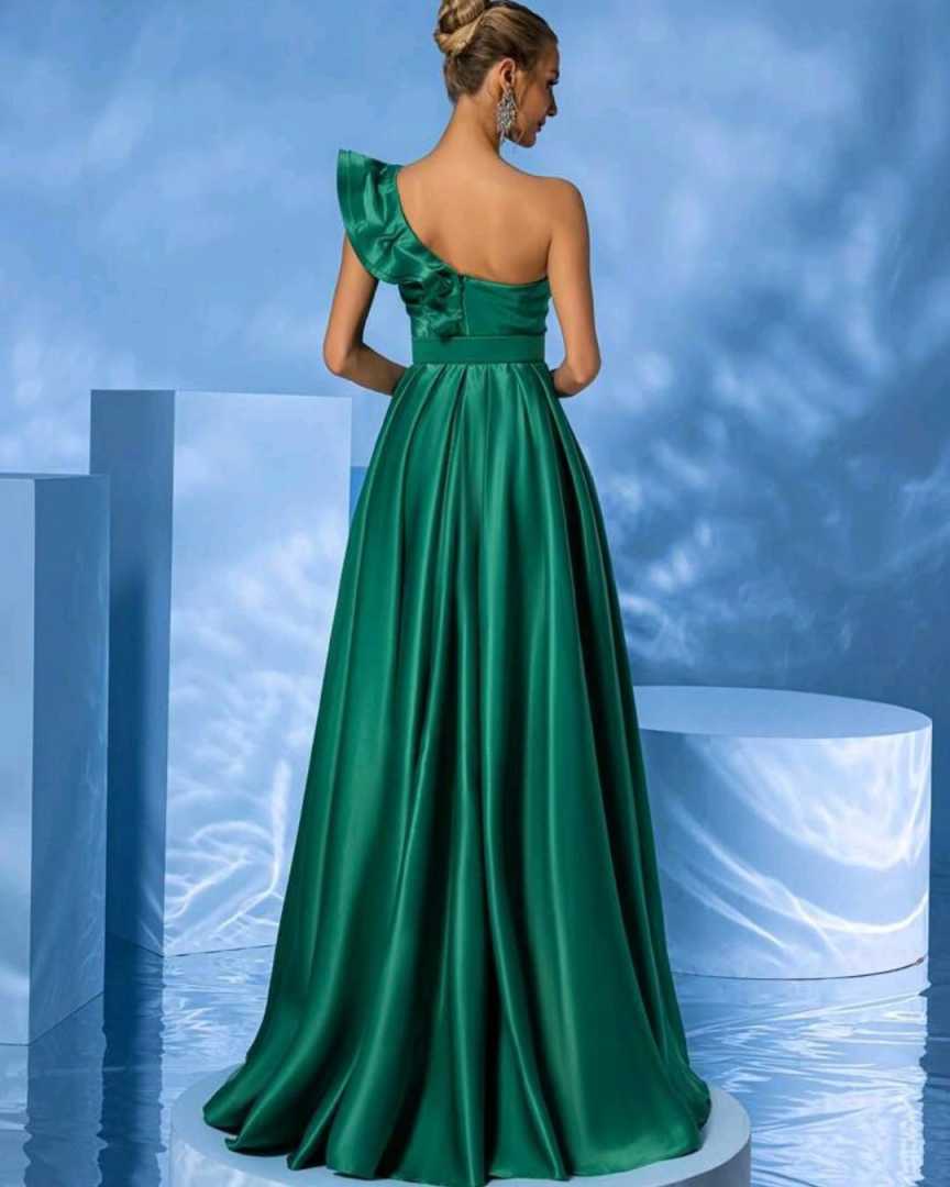 Elegant Green Evening Dresses Satin One Shoulder Sleeveless Crystal A-line Women Formal Party Prom Gowns Customised