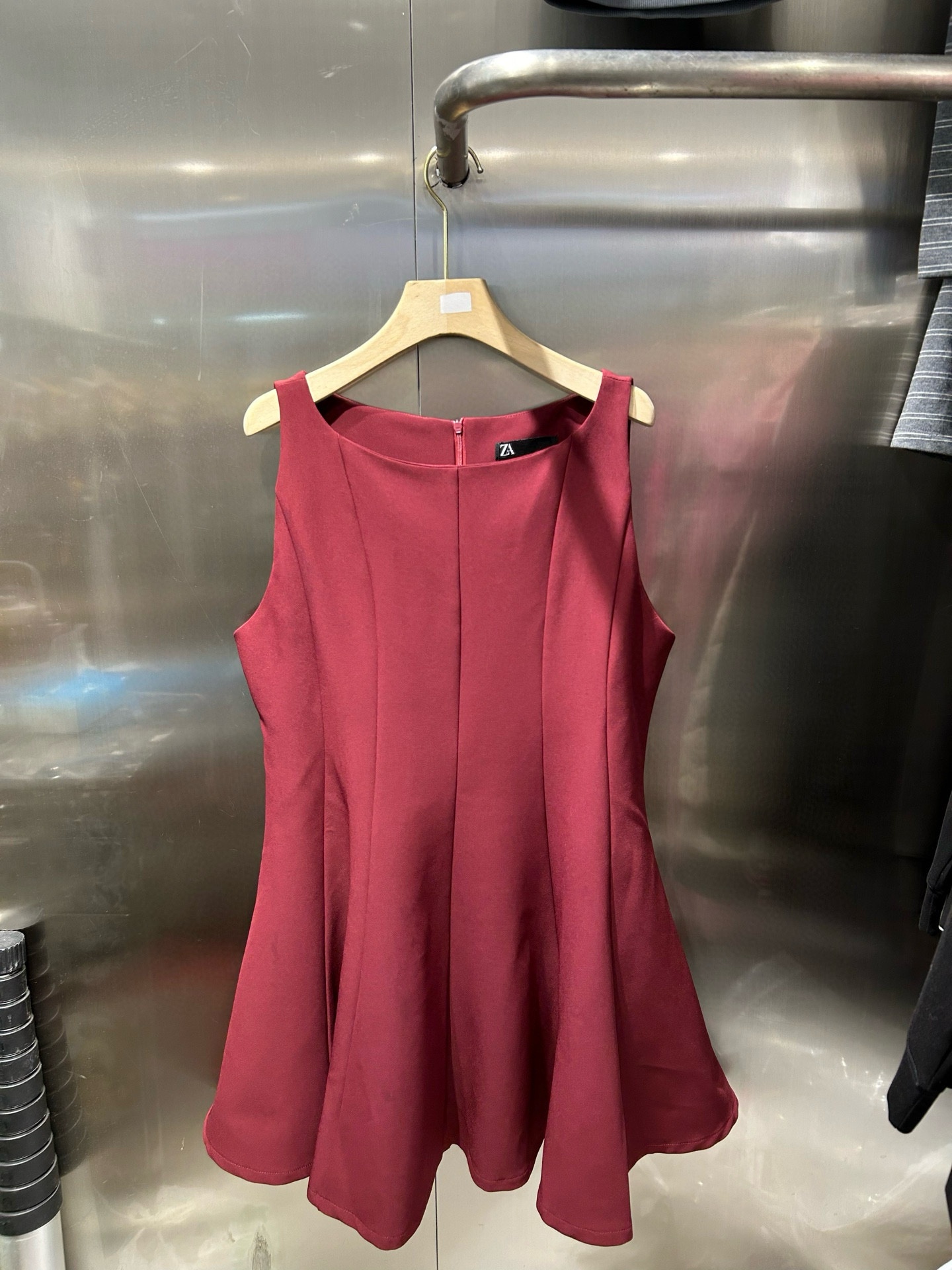 Zar* ins Brand spring, summer and autumn super dress, black and red
