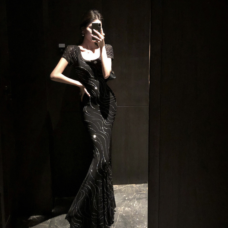 2025 Socialite Style Long Dress High-End Light Rhinestone Long Flared Mermaid Dress Party Gown 250726