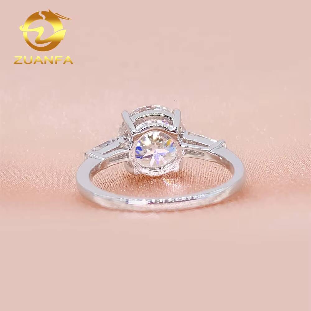 Fine Women Jewelry 925 Sterling Silver GRA Certificated Tapper Cut 4.6 CT VVS Lab Diamond Engagement Rings Moissanite