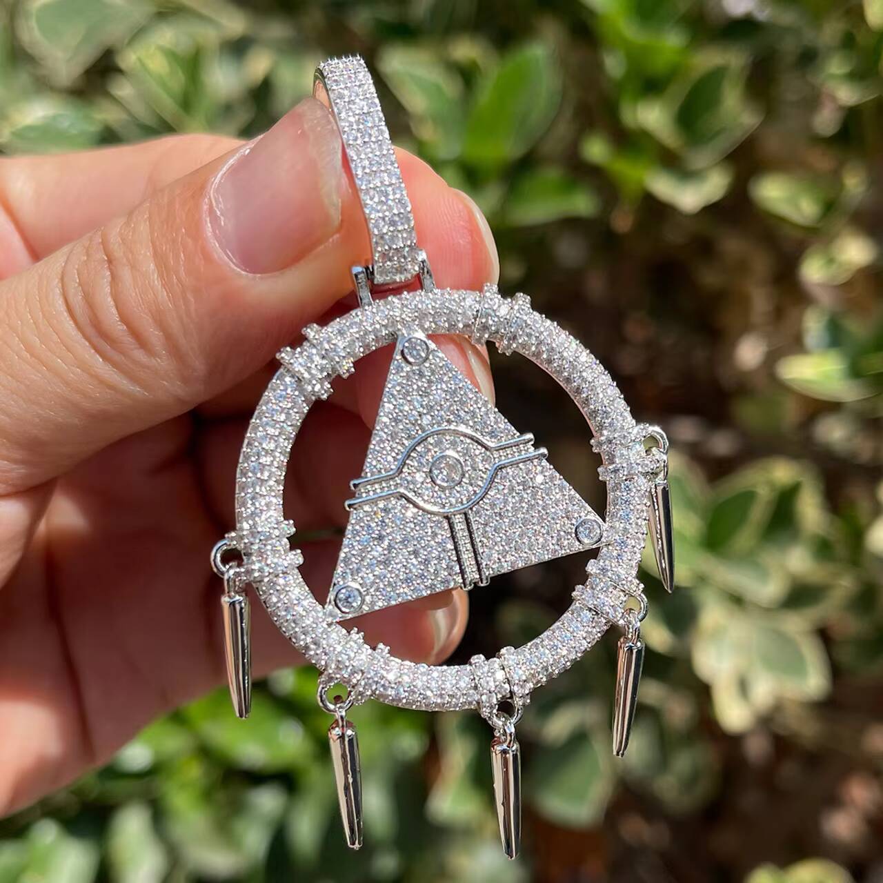 Millennium All-Seeing Eye Stylish Hip Hop Egyptian Style Wisdom Wheel Pendant Stylish Moissanite Jewelry Pendants Charms