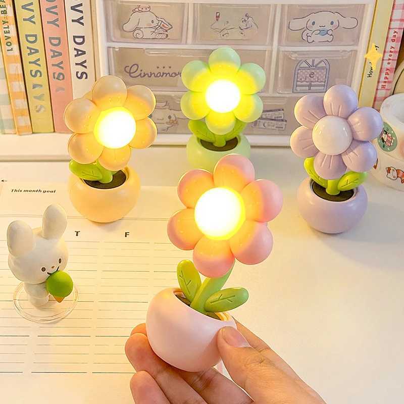 Mini LED Floral Potted Night Light for Bedroom Desk Mini Table Lamp Desktop Childrens Creative Gift Decoration Night Lamp XJ250725