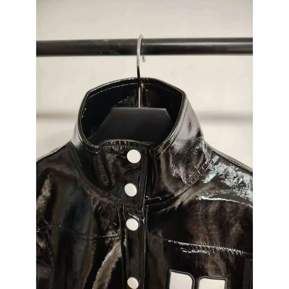 Trendy French Classic Emed PU Texture Shiny Leather Coat Moto Short Jacket Flip Collar Outerwear