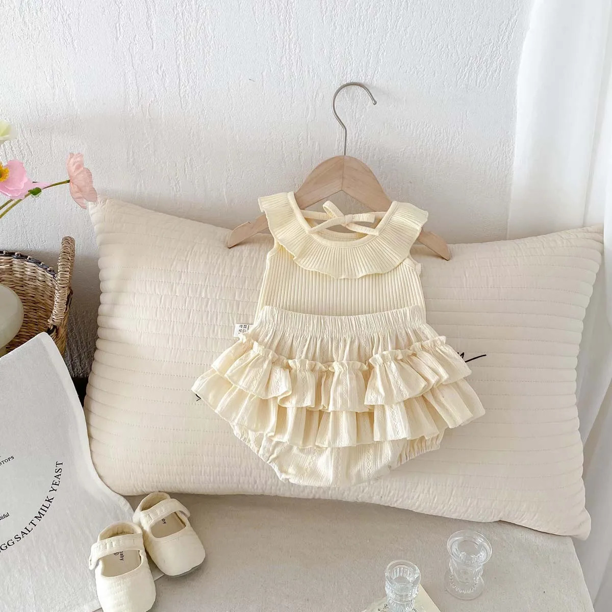 Korean Style Baby Blouses with Skirt 2pcs Sleeveless Ruffle Collar Tops Shorts Girl Princess Puff Sets 250725