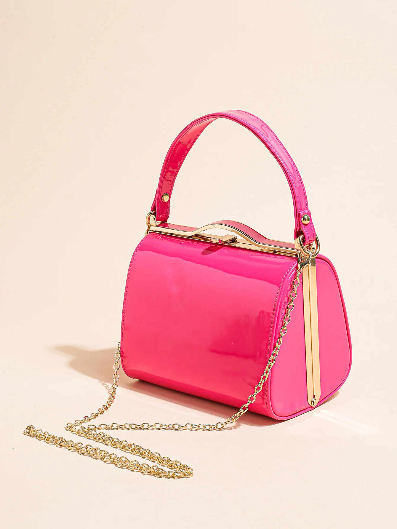 Highlight Cute Simple Patent Leather Pearlescent Leather Handheld Hard Shell Clip Dinner Bag 250723