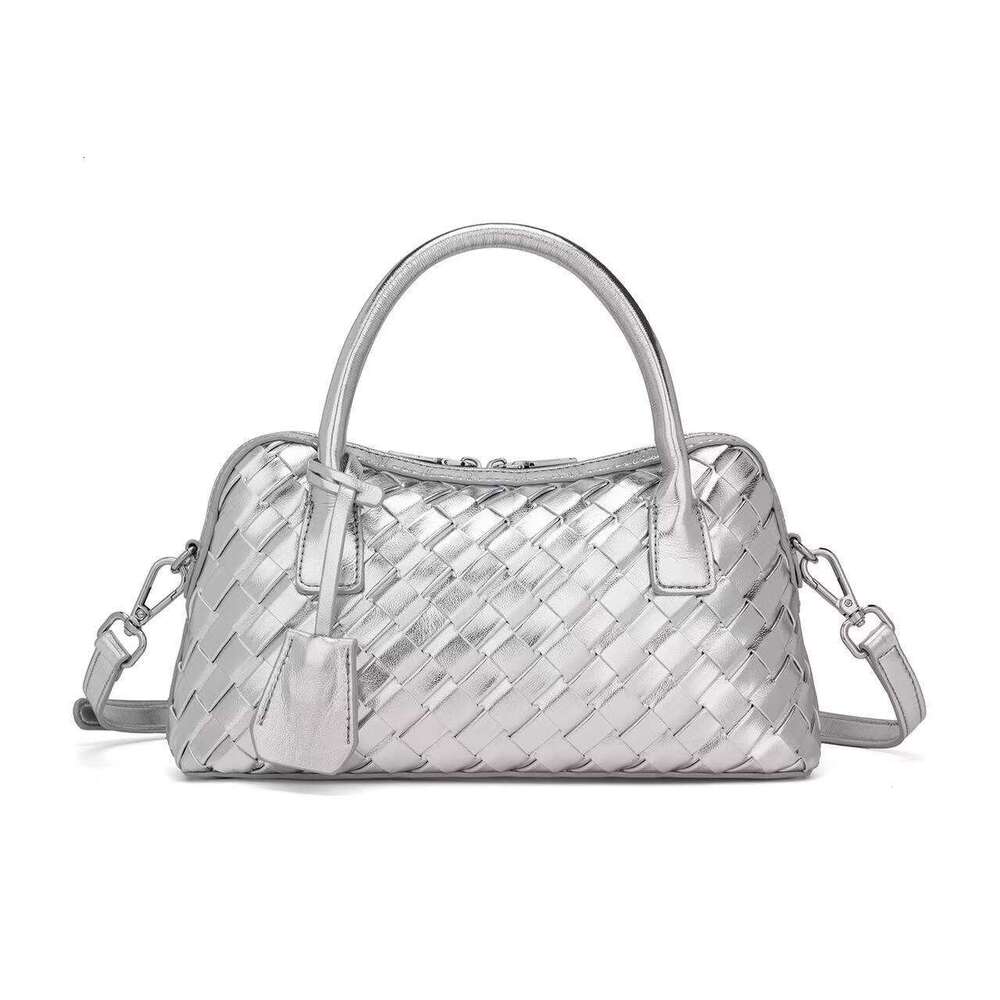 2025 Women Design New Woven Bowling Bag Single Shoulder Crossbody Boston Retro Handbag