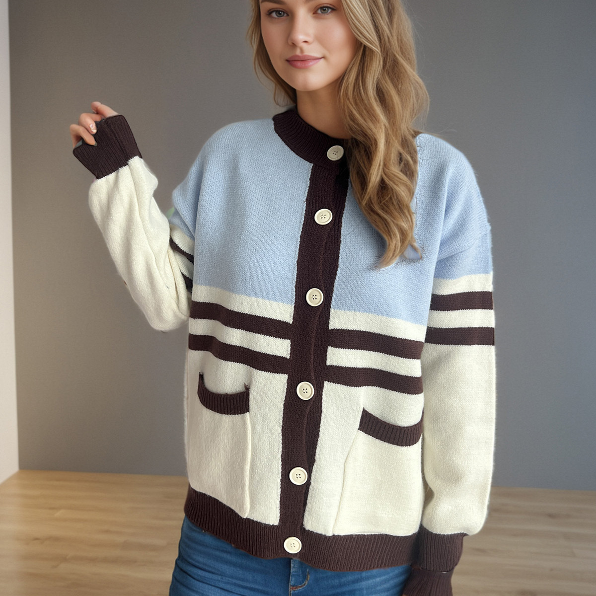 hot Free shipping designer sweater for women Casual and fashionable sweater simple and slim fit knit base sweater