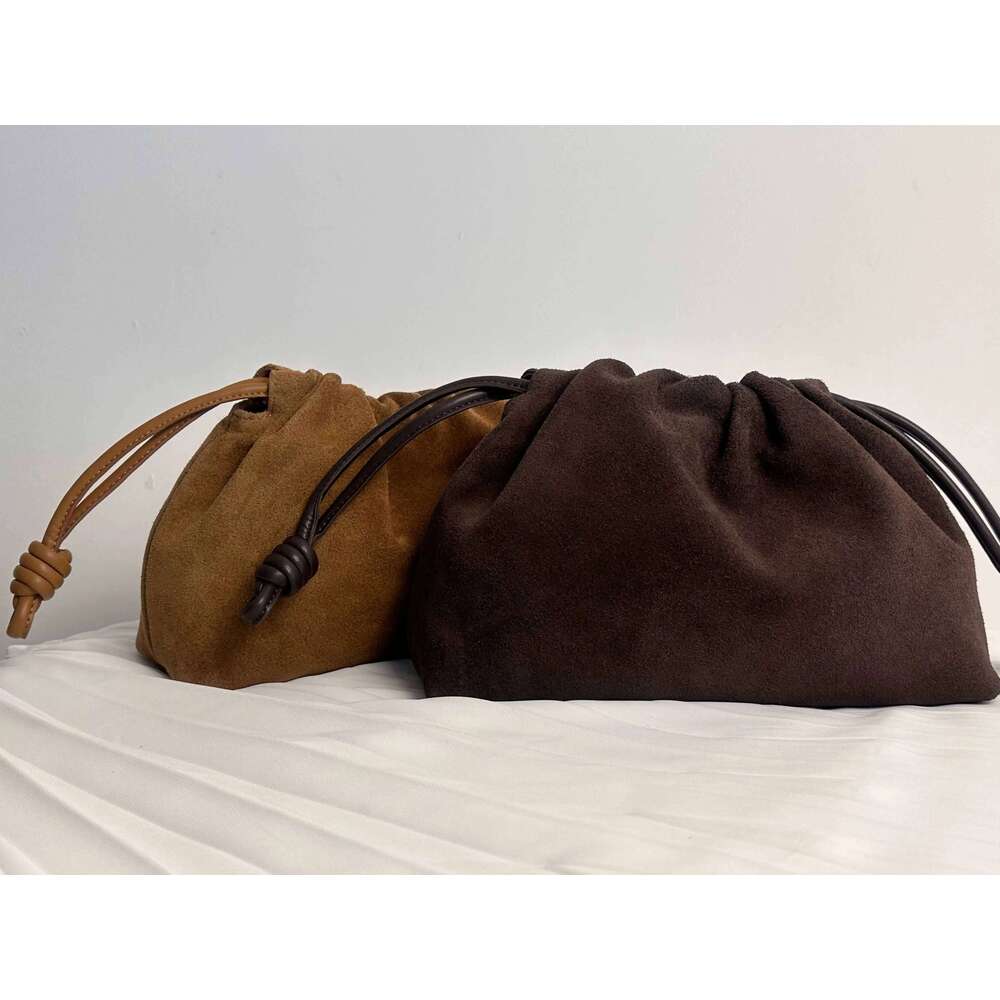 Luxury designer niche natural suede cloud-shaped messenger wallet matte hand bill of lading shoulder