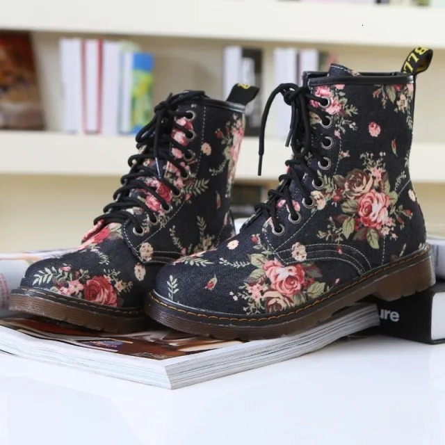 Round Toe Woman Flat Boots Boots-Women Lace Up Shoes Low 2025 Fashion Ankle Cowboy Rock Riding Fabric Floral Ret 250723