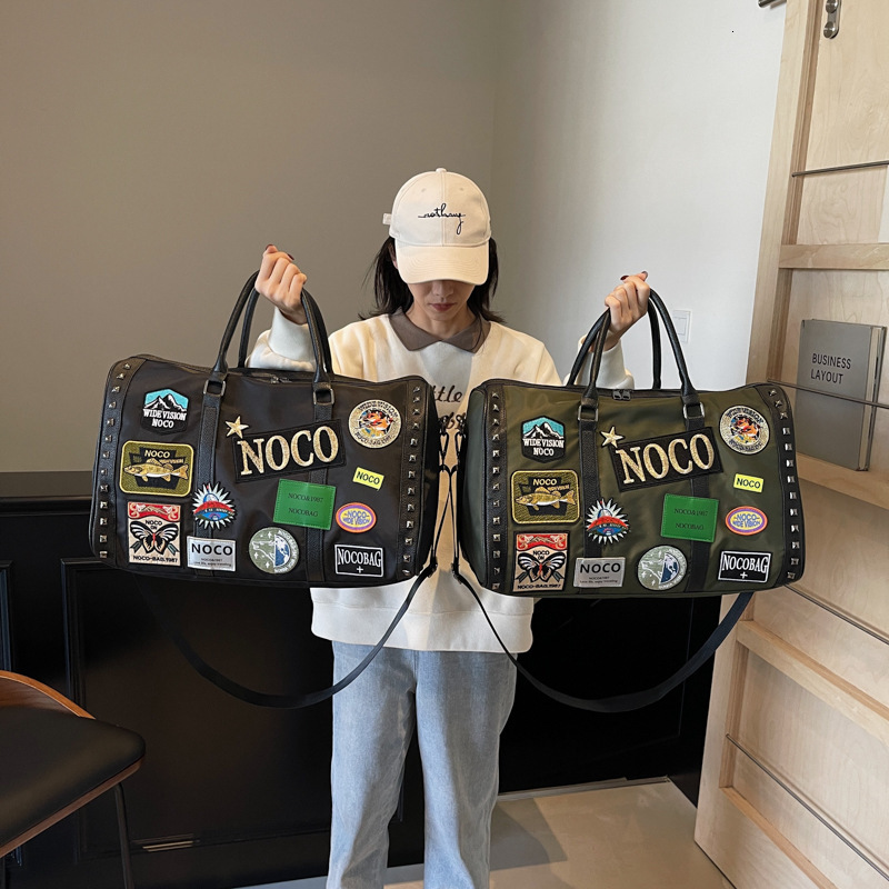 Designer bag 2025 New Retro Badge Large Capacity Handheld Tote Bag for Women Casual Travel Bag Versatile Shoulder Bag Crossbody Bag Luxury Bag