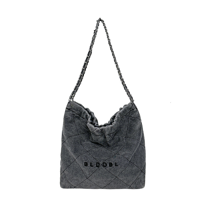 Designer bag 2025 2025 New Denim Large Capacity Women Quilted Chain Spring Versatile Casual Shoulder Bag College Student Class Bag Luxury Bag