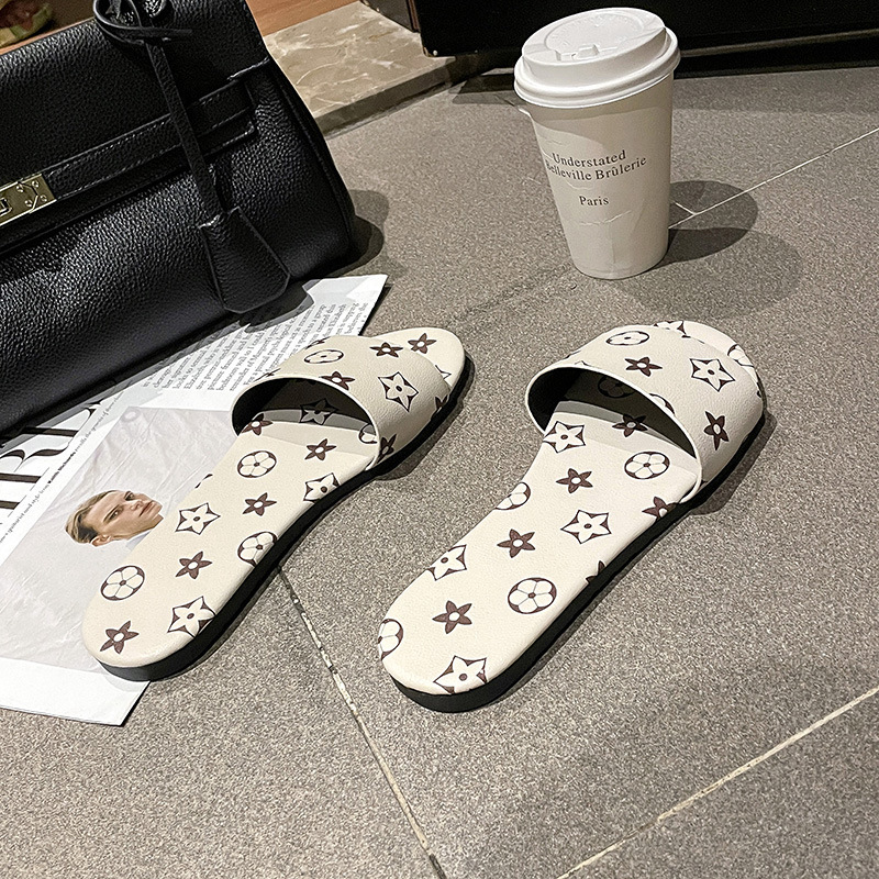 Luxury Brand Designer Shoes Luxury Brand Designer S 2024 Summer New Size 43 Outdoor Flat Slippers For Women One-Strap Breathable Fashion Sandals For W