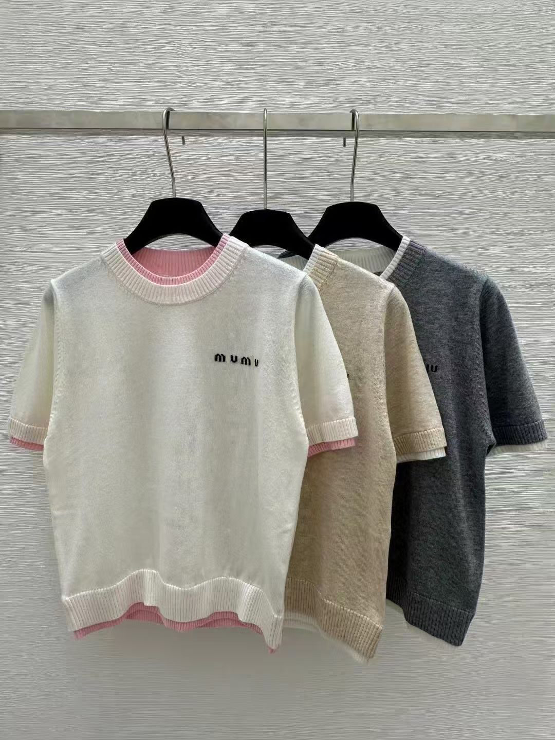 European goods luxury round neck fake two 2025 summer new knitted women's letters short-sleeved sweater fashion tops.