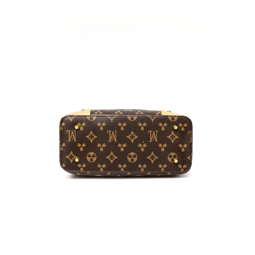 Luxury Brand Designer Bag 2025 New Classic European And American Retro Color Block Crossbody Bag Large-capacity Fashionable Commuting Single-shoulder 