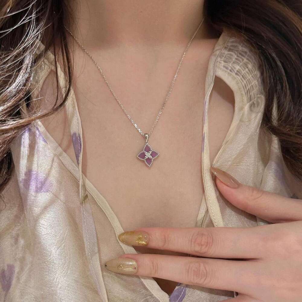 2025 New Luxury Jewelry Designer Bracelet Set Purple Four Leaf Flower Copper Exquisite Premium Clover Necklace Diamond laser shines brightly