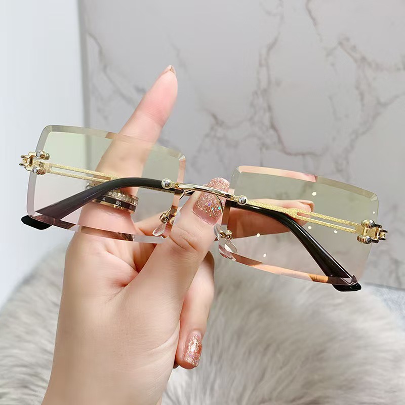 2025 European and American new cross-border square frameless cut-edge metal sunglasses women's gradient sunglasses trend glasses