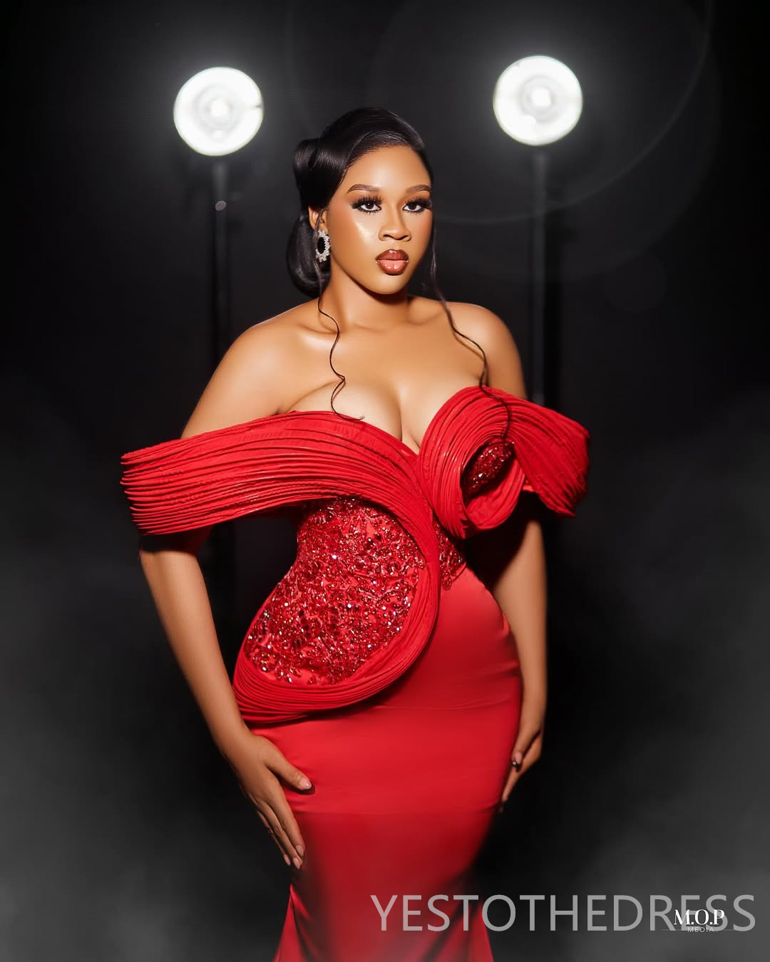 2025 Plus Size Red Aso Ebi Prom Dress Evening Dresses For Black Women Evening Formal Gowns Off Shoulder Appliqued Lace Birthday Dress Second Reception