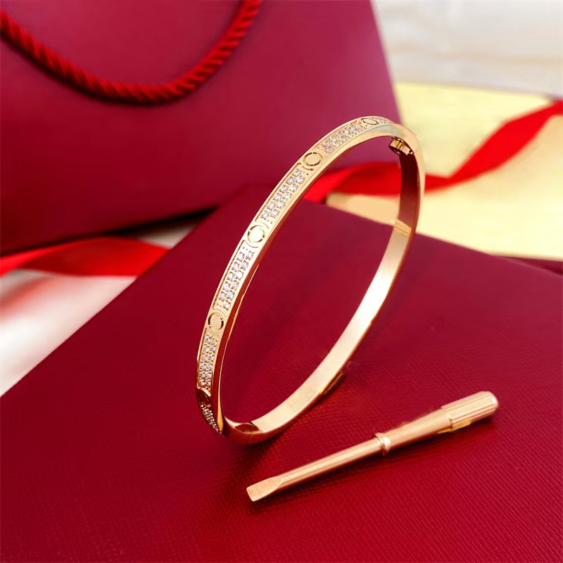 Classic Brand Luxury Double Row Crystal Cuff Charm 18k Gold Bracelet Stainless Steel Designer Jewelry T04O 663