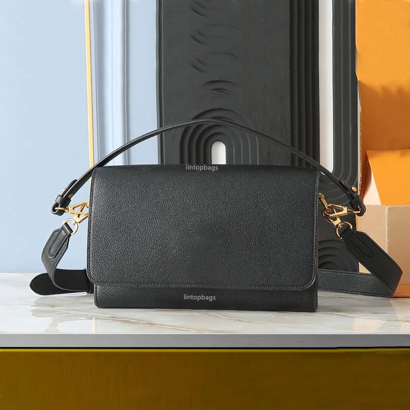 Designer Black Womens Shoulder Bags Lock Flap Crossbody Bag Fashion Handbag Soft Cowhide Wallet Totes messenger bag daily Commuter Bag