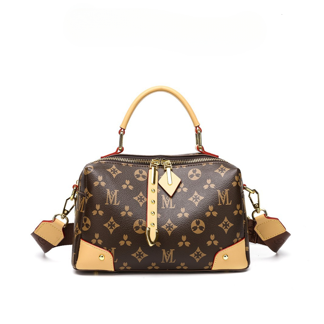 Luxury Brand Designer Bag 2025 New Classic European And American Retro Color Block Crossbody Bag Large-capacity Fashionable Commuting Single-shoulder 