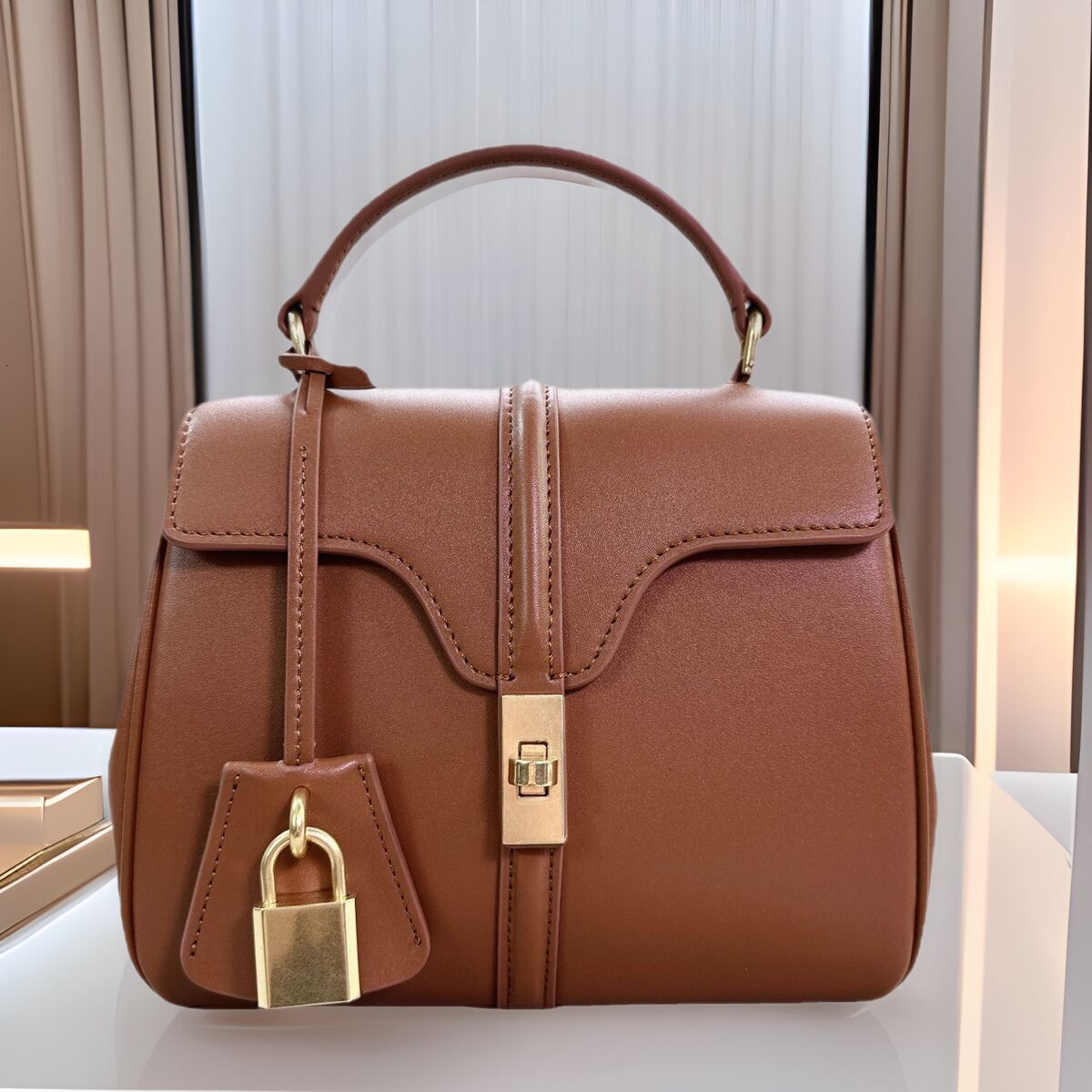 Famous New Soft 16 Designer Totebags 8A Quality Handbag Triomphes Delicate Cowhide Shoulder Bag High Sense Messenger Envelope Cross Body Hobos Package 85