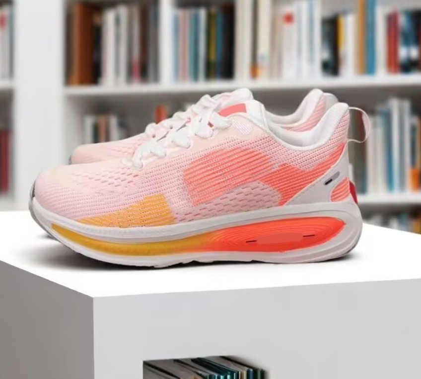 New Men Women Shoes Vomero 18 Running Outdoor Shoes Trainers Sneakers Shoes White Photo Dust Triple Black Sail Bright Green Jogging Runner Sports Shoes