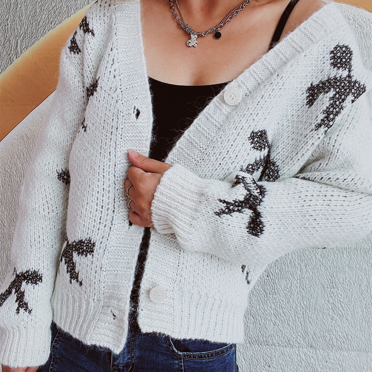 hot Free shipping designer sweater for women Commuter sweater simple and fashionable knit base sweater