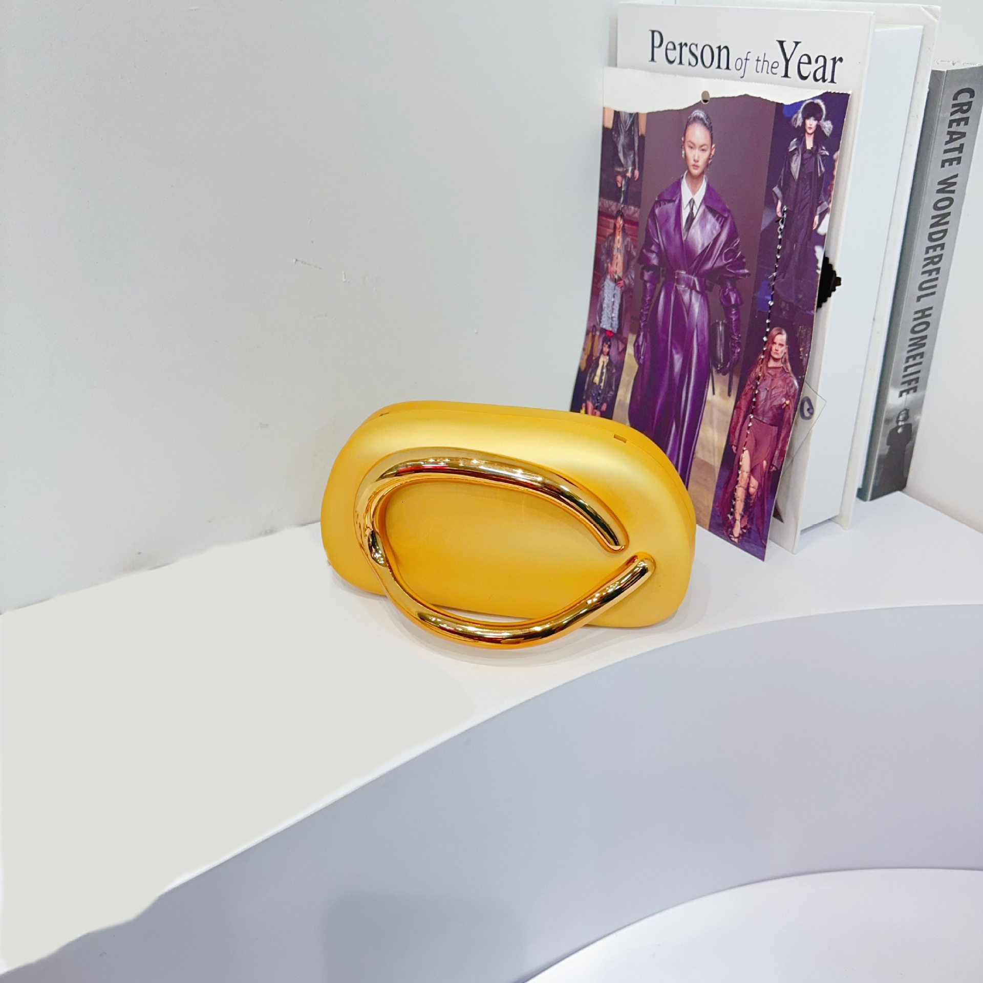 European and American Cross-Border Trend Classic Round Box Clutch Evening Bag Acrylic Bag Retro Metal Handle Shoulder Crossbody Bag