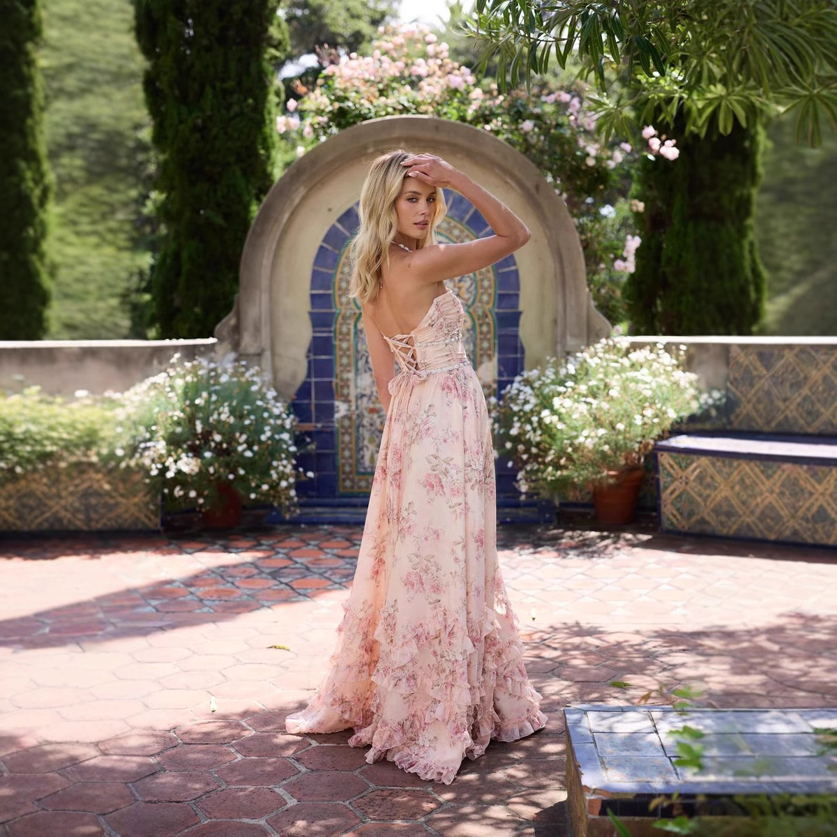 new Free shipping designer dress for women Commuting fashion simple dress design slim fit mid length skirt