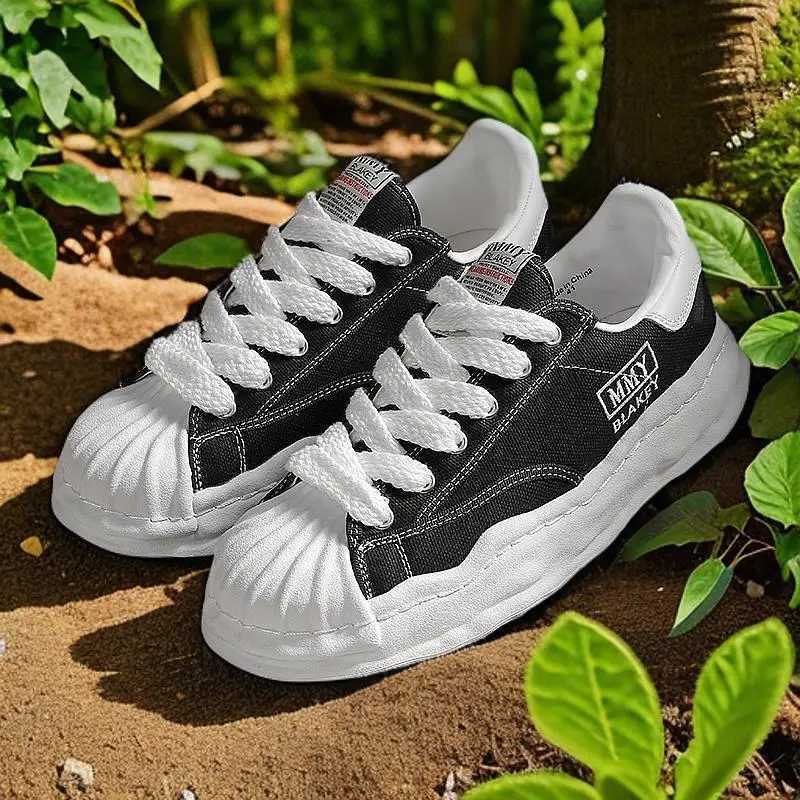 Shell height increasing niche canvas shoes board shoes casual sports shoes Y250728