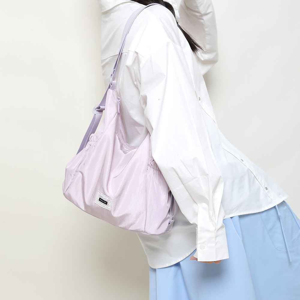 2025 Designer's New Commuter Handbag, College Style Nylon Women's Crossbody Bag