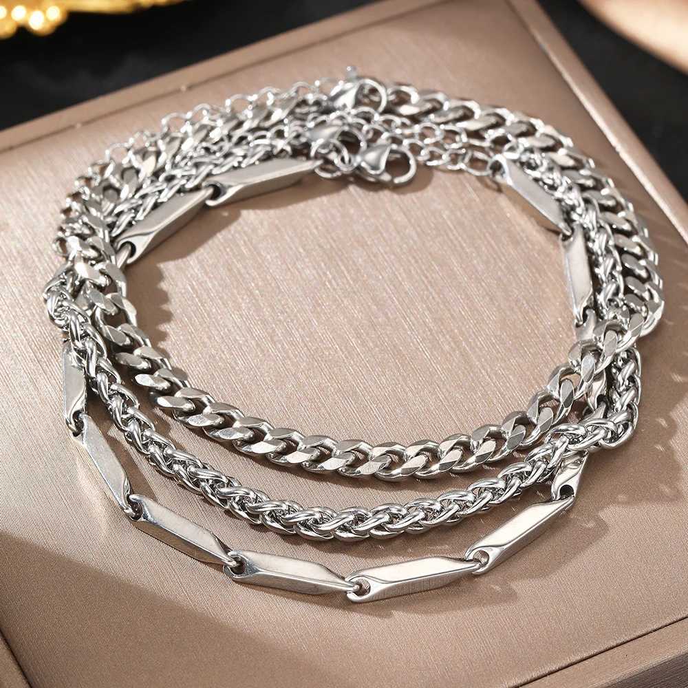 Stainless Steel Bracelets European and American Fashion Bracelets Exquisite Chain Bracelets for Women Jewelry Banquet Gifts W250728