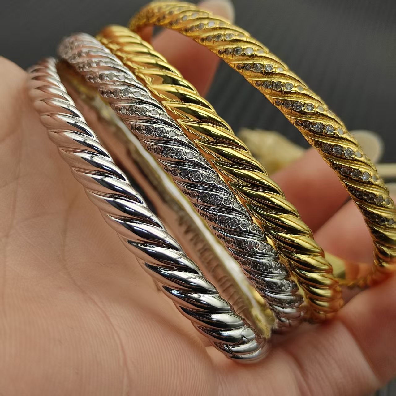 fashion diamond pearl bracelet women cuff bangle cable designer stainless steel woman classic retro jewelry classic luxury bracelet men plated silver bangles