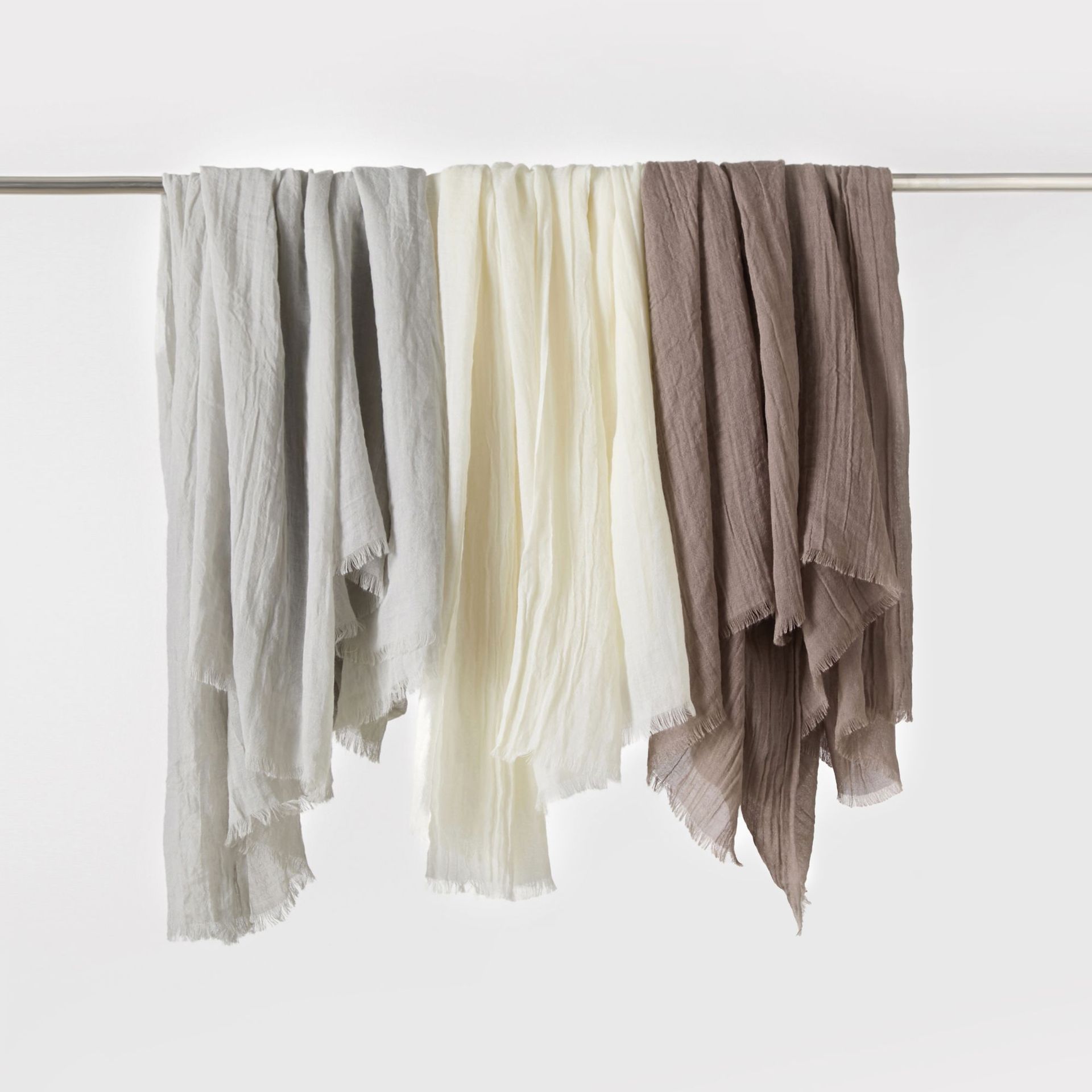 K1506 2025 new autumn and winter long solid color cotton and linen scarf female Japanese travel beach towel sunscreen neck shawl