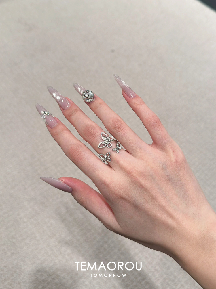 Butterfly Fairy Full Diamond Hollow Zircon Ring Exquisite French Elegant Temperament Versatile Index Finger Ring Womens Ring Style 250728