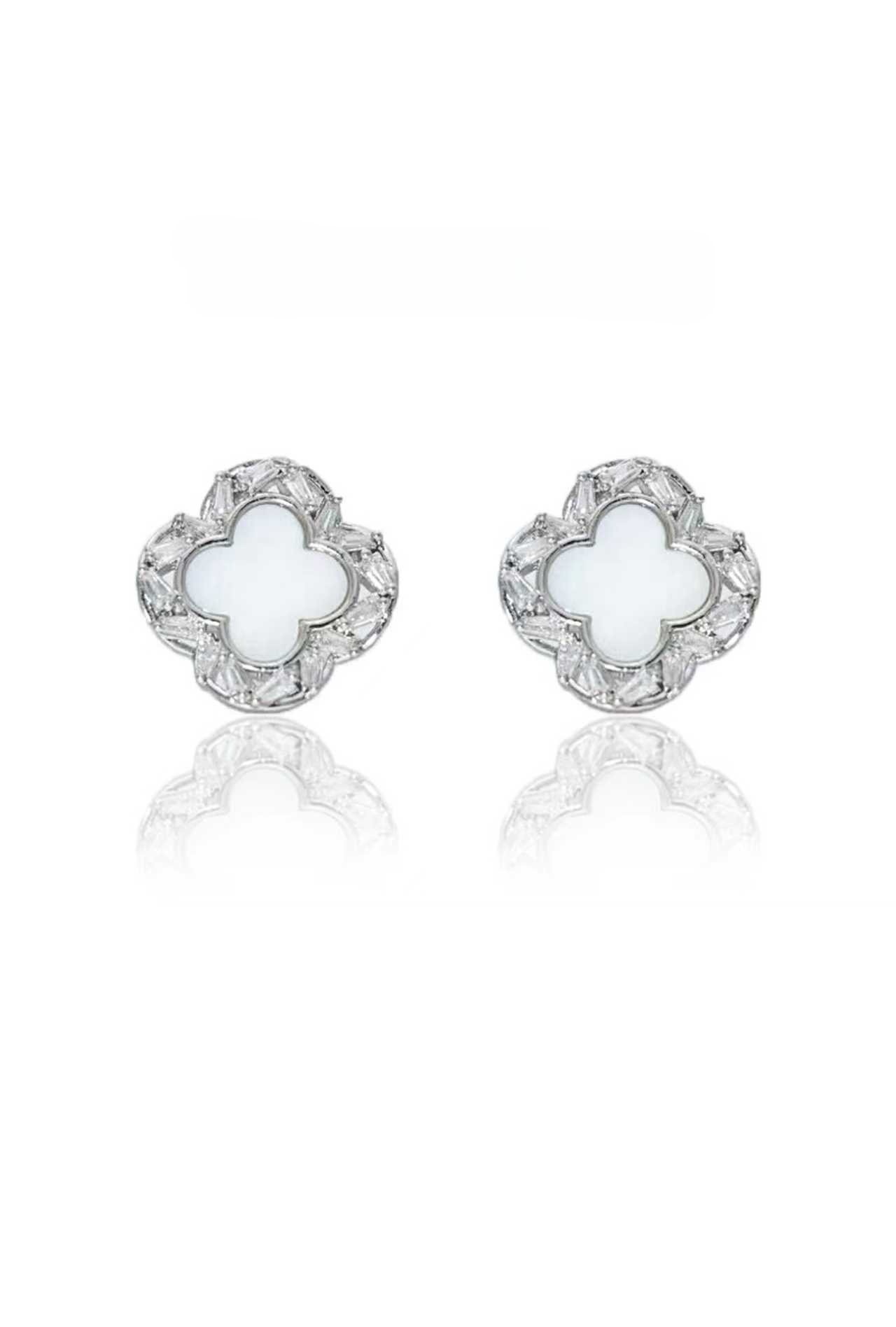 Elegant Ladies' Jewelry: Simple Yet Sophisticated Floral Motif Hoop Earrings
