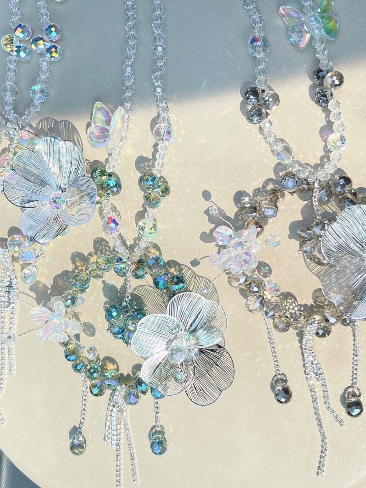 Crystal Flower Car Hanging Ornament Rearview Mirror Flower Pendant Car Decoration for Women 250728