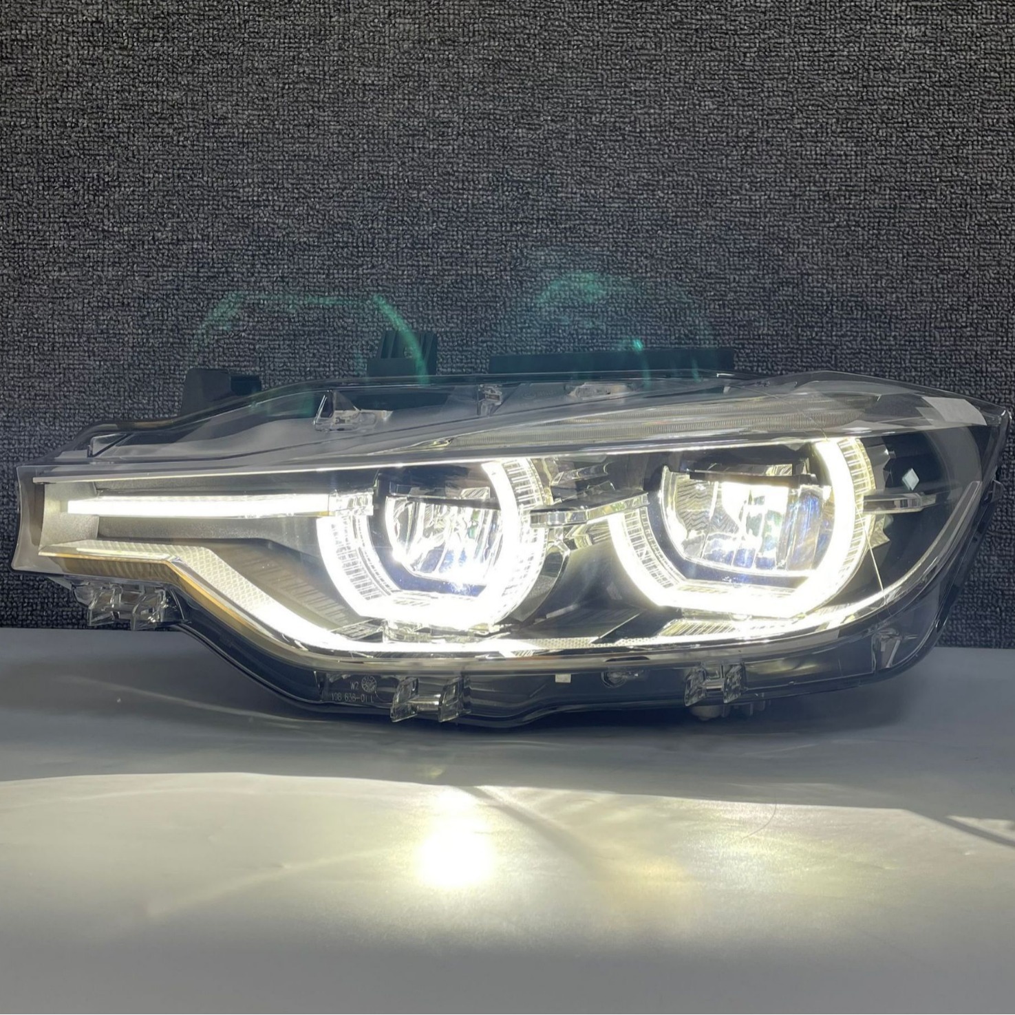 Headlights for BMW 3 Series F30 F35 2013-2018 Modified new spoon-shaped auto headlamp Xenon and Halogen headlight assemblies