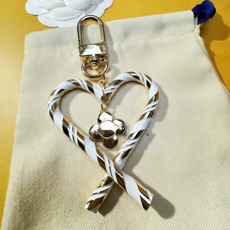 Keychains Lanyards Simple designer key chain wallet heartdesigner plated gold buckle red pink stripe keyring for women metal flower pendant christmas bag charm