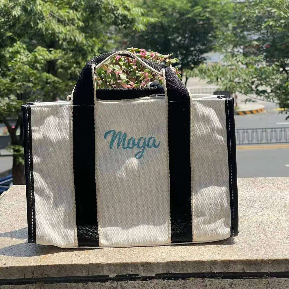 Women's Bags Designer Embroidered Fashion Canvas Large Capacity Handbag, Personalized Custom Women's Commuting Single Shoulder Crossbody Bag