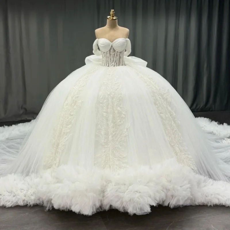 White Princess Quinceanera Dresses Off Shoulder Applique Lace Beading Crystal Bow Tiered Tull Sweet 16 Dress Ball Gown Vestidos De 15 Anos