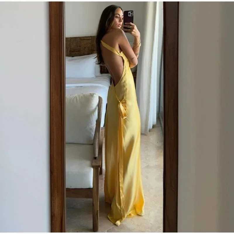 Womens Backless Yellow Satin Lace Up Dresses Elegant Off Shoulder Strapless Long Dress Lady Party Club Dress New Summer Z250728